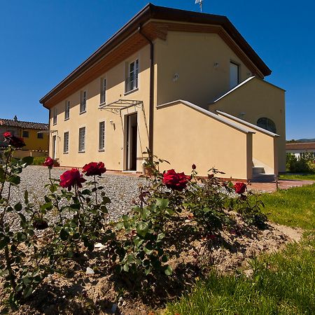 Appartamenti Vacanze Il Nottolini Capannori Extérieur photo