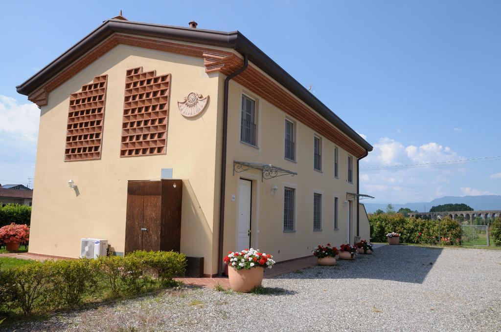 Appartamenti Vacanze Il Nottolini Capannori Extérieur photo